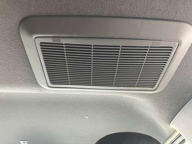 ハイエースバン スーパーGL ダークプライムII ロングボディ ディーゼルターボ 4WD スポイラー ベッドキット ETC 盗難防止システム 衝突安全ボディ 衝突被害軽減システム オートマチックハイビーム メモリーナビ フルセグTV バッグカメラ(41枚目)