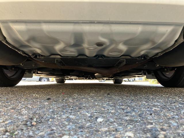 マークX プレミアム スマートキー プッシュスタート シートヒーター パワーシート HIDヘッドライト オートエアコン 電動格納ミラー 盗難防止システム オートクルーズコントロール(28枚目)