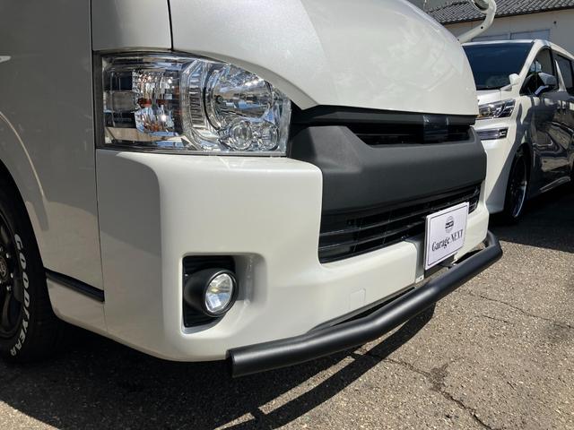 ハイエースワゴン GL ロング ミドルルーフ 4WD バットフェイス ローダウン ベットキット 盗難防止システム ETC フルセグTV 後席モニター バックカメラ メモリーナビ レーンアシスト スマートキー プッシュスタート(8枚目)