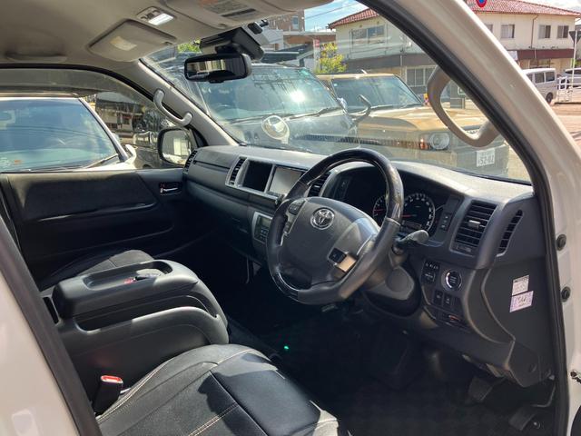 ハイエースワゴン GL ロング ミドルルーフ 4WD バットフェイス ローダウン ベットキット 盗難防止システム ETC フルセグTV 後席モニター バックカメラ メモリーナビ レーンアシスト スマートキー プッシュスタート(18枚目)