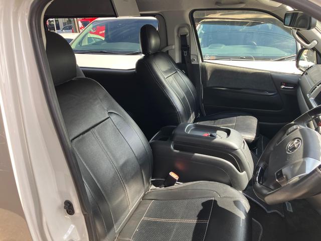 ハイエースワゴン GL ロング ミドルルーフ 4WD バットフェイス ローダウン ベットキット 盗難防止システム ETC フルセグTV 後席モニター バックカメラ メモリーナビ レーンアシスト スマートキー プッシュスタート(19枚目)
