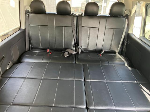 ハイエースワゴン GL ロング ミドルルーフ 4WD バットフェイス ローダウン ベットキット 盗難防止システム ETC フルセグTV 後席モニター バックカメラ メモリーナビ レーンアシスト スマートキー プッシュスタート(26枚目)