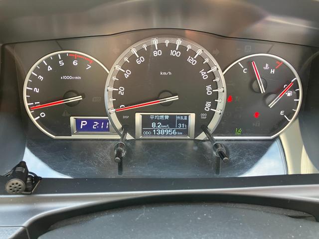 ハイエースワゴン GL ロング ミドルルーフ 4WD バットフェイス ローダウン ベットキット 盗難防止システム ETC フルセグTV 後席モニター バックカメラ メモリーナビ レーンアシスト スマートキー プッシュスタート(35枚目)