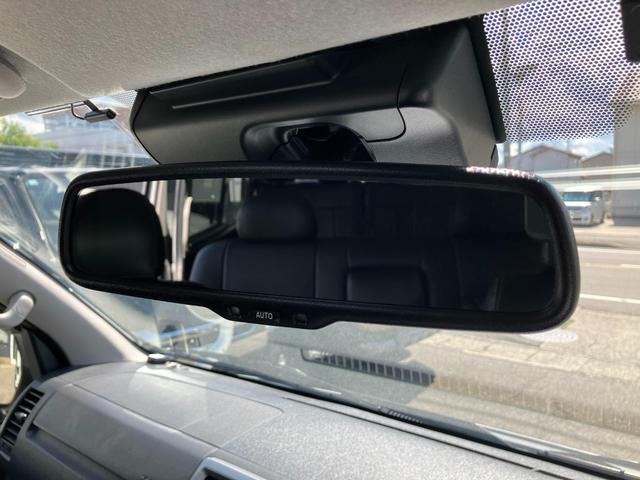 ハイエースワゴン GL ロング ミドルルーフ 4WD バットフェイス ローダウン ベットキット 盗難防止システム ETC フルセグTV 後席モニター バックカメラ メモリーナビ レーンアシスト スマートキー プッシュスタート(40枚目)