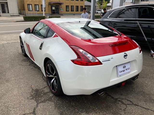 フェアレディZ 50thアニバーサリー 特別使用車 ETC 純正メモリーナビ ワンセグTV バックカメラ 盗難防止システム スマートキー プッシュスタート HIDヘッドライト シートヒーター パワーシート(6枚目)