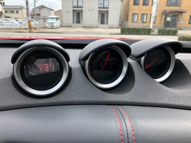 フェアレディZ 50thアニバーサリー 特別使用車 ETC 純正メモリーナビ ワンセグTV バックカメラ 盗難防止システム スマートキー プッシュスタート HIDヘッドライト シートヒーター パワーシート(37枚目)