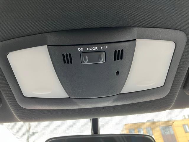 フェアレディZ 50thアニバーサリー 特別使用車 ETC 純正メモリーナビ ワンセグTV バックカメラ 盗難防止システム スマートキー プッシュスタート HIDヘッドライト シートヒーター パワーシート(39枚目)