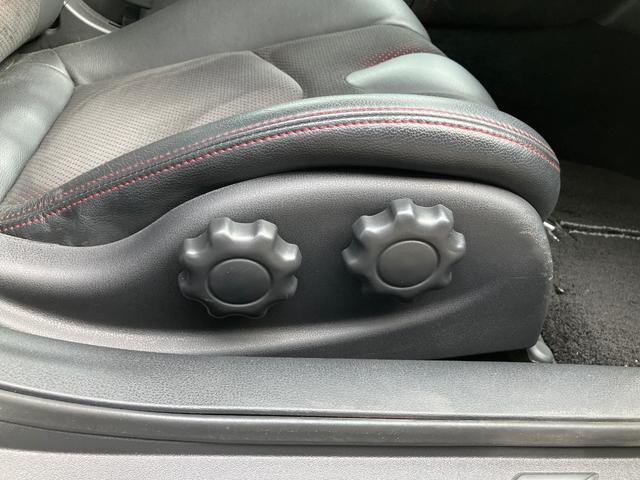 フェアレディZ 50thアニバーサリー 特別使用車 ETC 純正メモリーナビ ワンセグTV バックカメラ 盗難防止システム スマートキー プッシュスタート HIDヘッドライト シートヒーター パワーシート(41枚目)