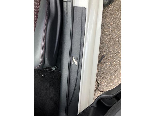 フェアレディZ 50thアニバーサリー 特別使用車 ETC 純正メモリーナビ ワンセグTV バックカメラ 盗難防止システム スマートキー プッシュスタート HIDヘッドライト シートヒーター パワーシート(46枚目)