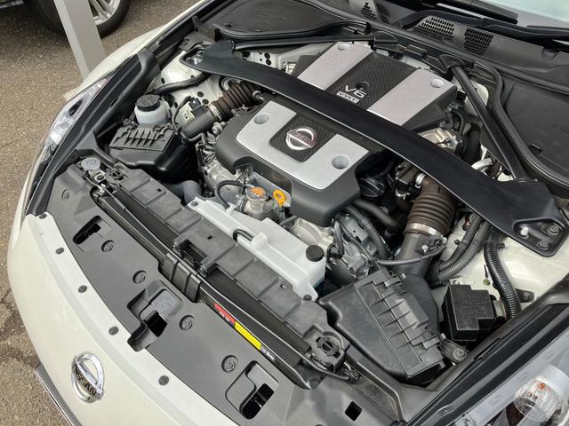 フェアレディZ 50thアニバーサリー 特別使用車 ETC 純正メモリーナビ ワンセグTV バックカメラ 盗難防止システム スマートキー プッシュスタート HIDヘッドライト シートヒーター パワーシート(50枚目)