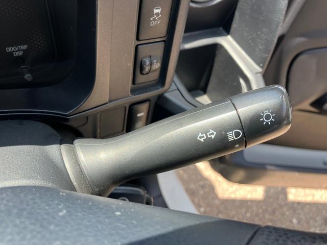 プロボックス DXコンフォート リフトアップ メモリーナビ フルセグTV バックカメラ ETC ドライブレコーダー ルーフラック 頸部衝撃緩和ヘッドレスト キーレスエントリー アイドリングストップ(20枚目)