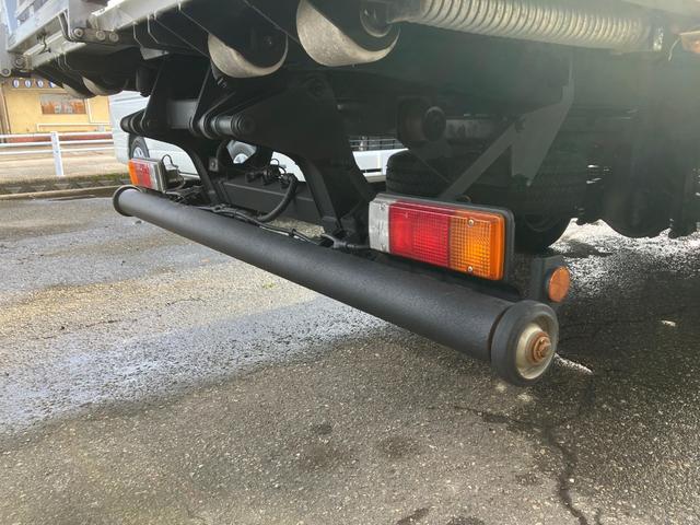 デュトロ 　積載車　ダダノ製　Ｓライド　フルフラット　積載量２０００　電動ゲート　キーレスエントリー　ＤＶＤ　ＣＤ　メモリーナビ　フルセグＴＶ　ドラレコ　ＥＴＣ　アイドリングストップ　レーンアシスト（17枚目）