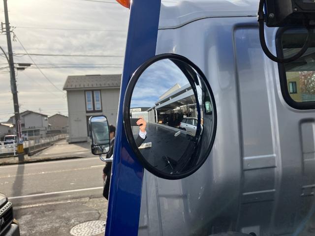 デュトロ 　積載車　ダダノ製　Ｓライド　フルフラット　積載量２０００　電動ゲート　キーレスエントリー　ＤＶＤ　ＣＤ　メモリーナビ　フルセグＴＶ　ドラレコ　ＥＴＣ　アイドリングストップ　レーンアシスト（28枚目）