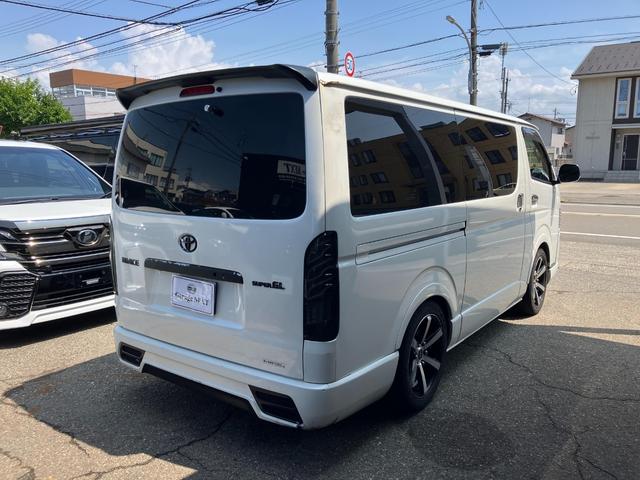 ハイエースバン スーパーGL ダークプライム ロングボディ ディーゼルターボ 4WD メモリーナビ フルセグTV バックカメラ Bluetoothオーディオ ETC フルフラット スマートキー プッシュスタート(4枚目)