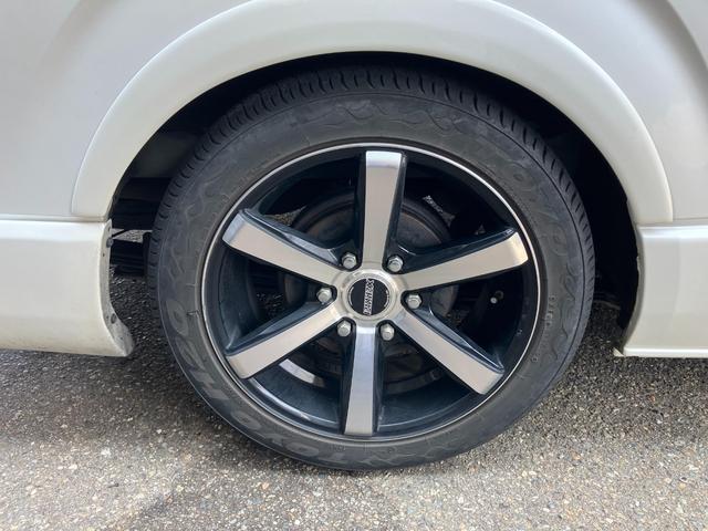 ハイエースバン スーパーGL ダークプライム ロングボディ ディーゼルターボ 4WD メモリーナビ フルセグTV バックカメラ Bluetoothオーディオ ETC フルフラット スマートキー プッシュスタート(10枚目)