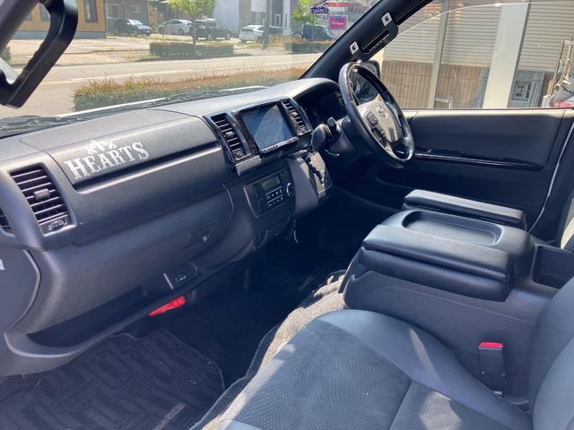 ハイエースバン スーパーGL ダークプライム ロングボディ ディーゼルターボ 4WD メモリーナビ フルセグTV バックカメラ Bluetoothオーディオ ETC フルフラット スマートキー プッシュスタート(17枚目)