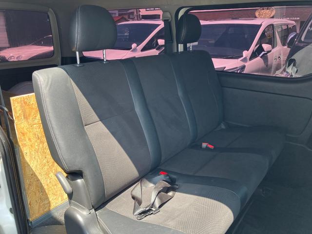 ハイエースバン スーパーGL ダークプライム ロングボディ ディーゼルターボ 4WD メモリーナビ フルセグTV バックカメラ Bluetoothオーディオ ETC フルフラット スマートキー プッシュスタート(22枚目)