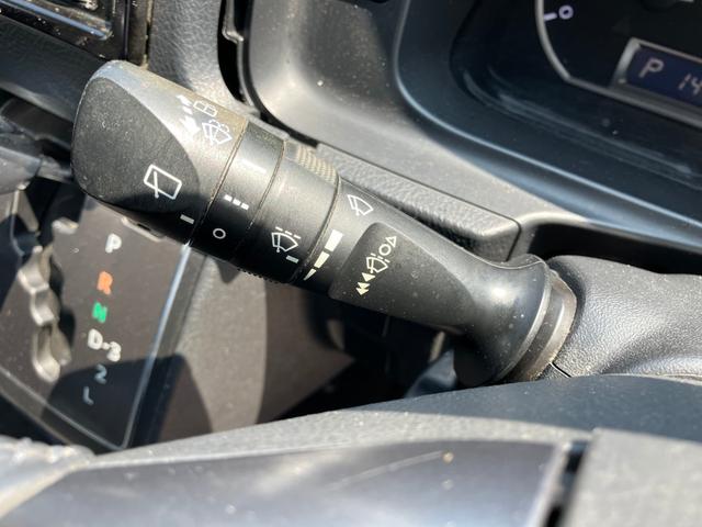 ハイエースバン スーパーGL ダークプライム ロングボディ ディーゼルターボ 4WD メモリーナビ フルセグTV バックカメラ Bluetoothオーディオ ETC フルフラット スマートキー プッシュスタート(28枚目)