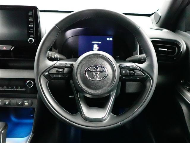 ヤリスクロス ハイブリッドＺ　インテリジェントキー　アルミホイル　ＬＥＤライト　１オ－ナ－　リアカメラ　クルーズコントロール　横滑り防止システム　電動シ－ト　パワステ　オートエアコン　キーフリー　イモビライザ　ＥＴＣ付き　ＡＢＳ（13枚目）