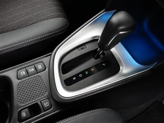 ヤリスクロス ハイブリッドＺ　インテリジェントキー　アルミホイル　ＬＥＤライト　１オ－ナ－　リアカメラ　クルーズコントロール　横滑り防止システム　電動シ－ト　パワステ　オートエアコン　キーフリー　イモビライザ　ＥＴＣ付き　ＡＢＳ（16枚目）