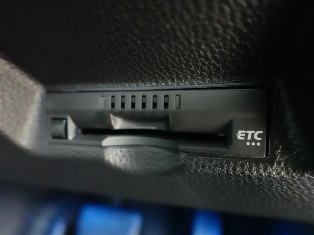 ヤリスクロス ハイブリッドＺ　インテリジェントキー　アルミホイル　ＬＥＤライト　１オ－ナ－　リアカメラ　クルーズコントロール　横滑り防止システム　電動シ－ト　パワステ　オートエアコン　キーフリー　イモビライザ　ＥＴＣ付き　ＡＢＳ（26枚目）