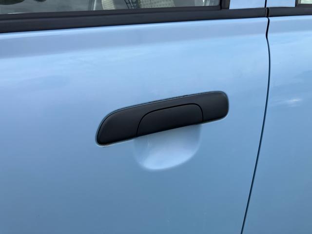 アルト E CDプレイヤー 運転席・助手席エアバッグ ABS 衝突安全ボディ マニュアルエアコン パワーウインドウ パワーステアリング(7枚目)