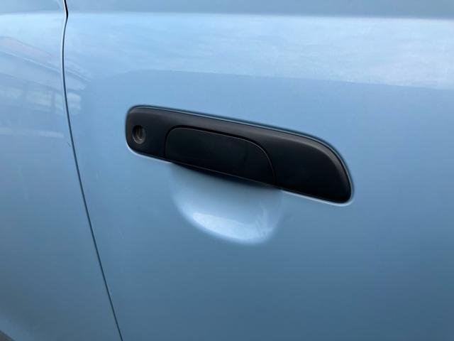 アルト E CDプレイヤー 運転席・助手席エアバッグ ABS 衝突安全ボディ マニュアルエアコン パワーウインドウ パワーステアリング(10枚目)