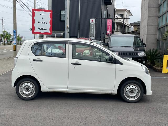 ピクシスエポック Ｄ　禁煙車　走行距離９２６８Ｋｍ　ＣＤ　タイミングチェーン　内外装三つ星（3枚目）