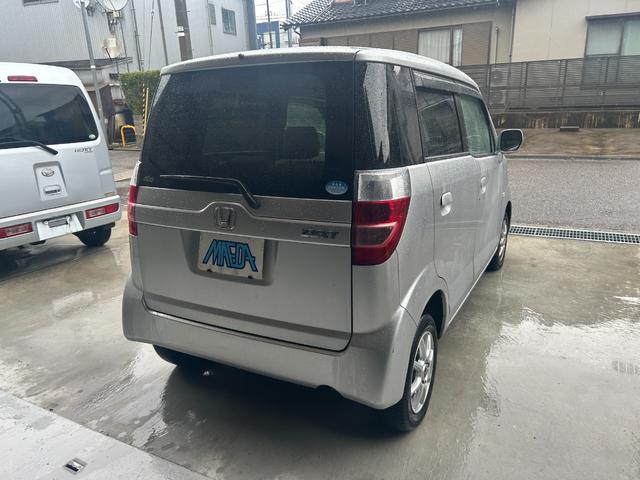 ゼスト Ｇ　４ＷＤ　キーレスエントリー　電動格納ミラー　ベンチシート　ＡＴ　ＡＢＳ　ＣＤ　ＭＤ　アルミホイール　衝突安全ボディ　エアコン（20枚目）