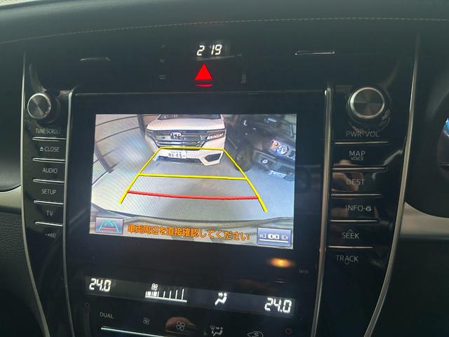 ハリアー エレガンス　ワンオーナー　禁煙車　ＲＡＹＳ２０インチホイール　スノーアルミセット有　純正ナビ・フルセグテレビ・ＣＤ・ＤＶＤ・Ｂｌｕｅｔｏｏｔｈ　ＥＴＣ　バックカメラ　ステアリングＳＷ　パワーシート　オートライト（7枚目）