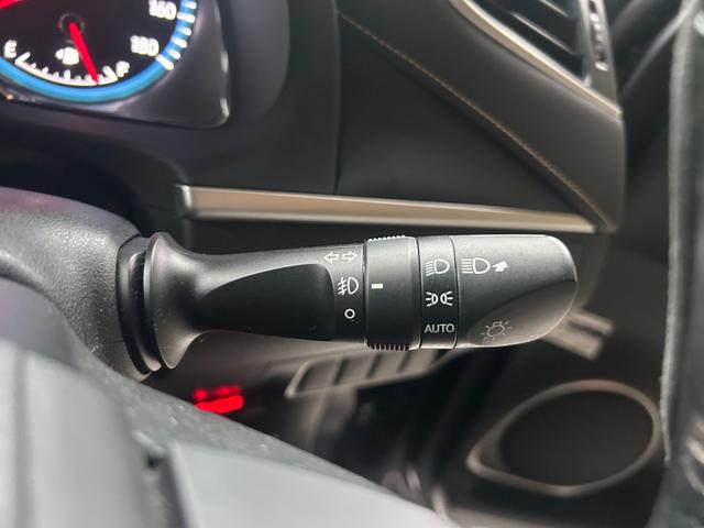 ハリアー エレガンス　ワンオーナー　禁煙車　ＲＡＹＳ２０インチホイール　スノーアルミセット有　純正ナビ・フルセグテレビ・ＣＤ・ＤＶＤ・Ｂｌｕｅｔｏｏｔｈ　ＥＴＣ　バックカメラ　ステアリングＳＷ　パワーシート　オートライト（26枚目）