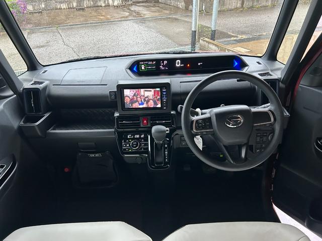 タント カスタムＸスタイルセレクション　禁煙車　４ＷＤ　純正エンジンスターター　純正ナビ・フルセグテレビ・ＣＤ・ＤＶＤ・Ｂｌｕｅｔｏｏｔｈ　ナビ連動ドラレコ　バックカメラ　両側電動スライドドア　シートヒーター　ＬＥＤヘッドランプ　ＥＴＣ（5枚目）