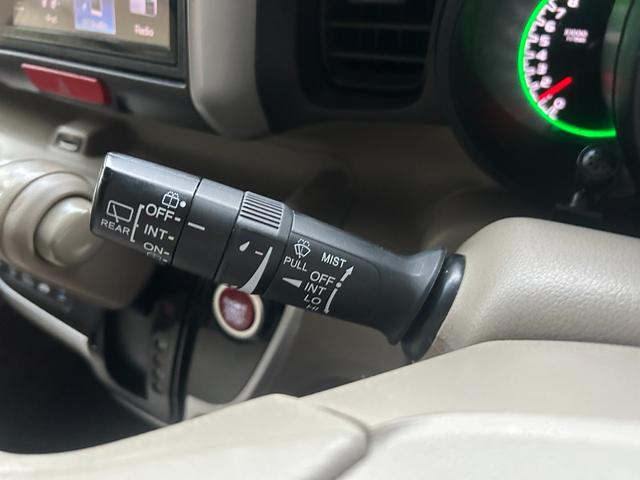 Ｎ－ＢＯＸ Ｇ・Ｌパッケージ　禁煙車　４ＷＤ　ケンウッド製ディスプレイオーディオ・ＣＤ・ＤＶＤ・Ｂｌｕｅｔｏｏｔｈ　ＥＴＣ　バックカメラ　両側電動スライドドア　オートライト　スマートキー　シートヒータ　オートエアコン　ベンチシート（13枚目）