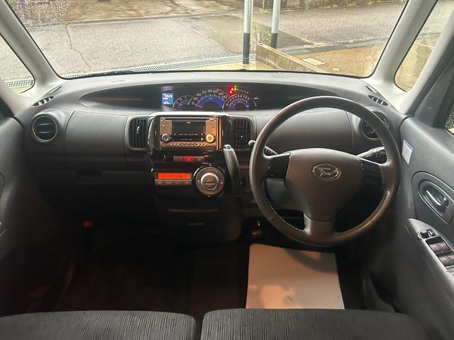 毎回座るフロントシート。運転席は必ず使用する部分ですので、座り心地が重要です！