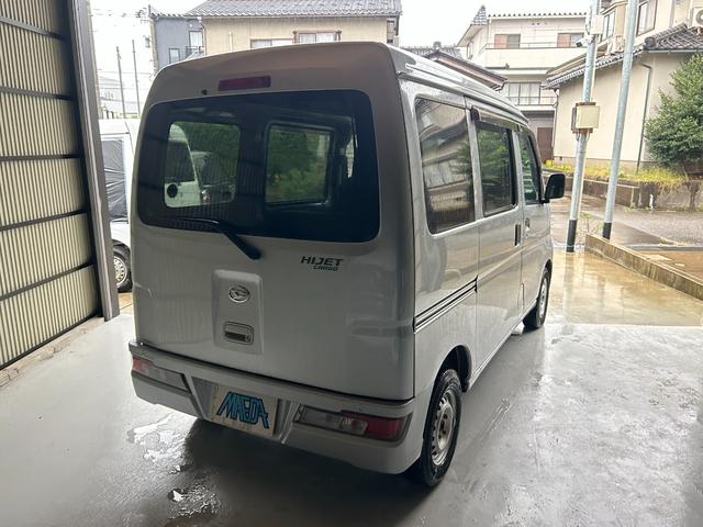 ハイゼットカーゴ ＤＸ　ＳＡＩＩＩ　禁煙車　切替４ＷＤ　オートマ　パワーウィンドウ　アイドリングストップ　衝突被害軽減システム　車線逸脱防止　クリアランスソナー　キーレス　ラジオ　オートマチックハイビーム　ＥＳＣ　エアコン（19枚目）