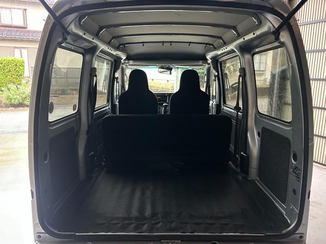ハイゼットカーゴ ＤＸ　ＳＡＩＩＩ　禁煙車　切替４ＷＤ　オートマ　パワーウィンドウ　アイドリングストップ　衝突被害軽減システム　車線逸脱防止　クリアランスソナー　キーレス　ラジオ　オートマチックハイビーム　ＥＳＣ　エアコン（22枚目）