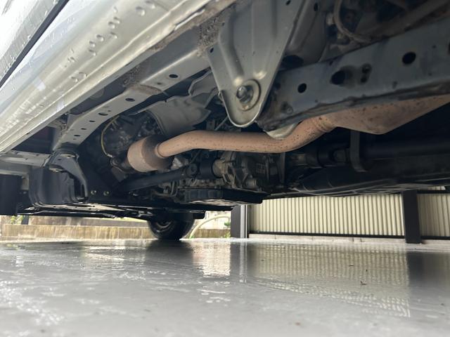 ハイゼットカーゴ ＤＸ　ＳＡＩＩＩ　禁煙車　切替４ＷＤ　オートマ　パワーウィンドウ　アイドリングストップ　衝突被害軽減システム　車線逸脱防止　クリアランスソナー　キーレス　ラジオ　オートマチックハイビーム　ＥＳＣ　エアコン（31枚目）