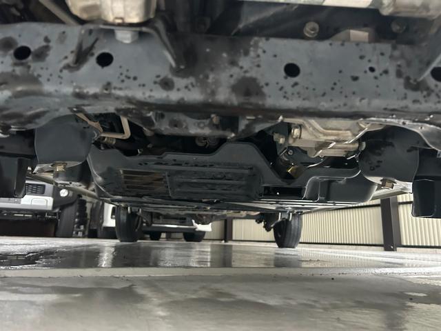 ハイゼットカーゴ ＤＸ　ＳＡＩＩＩ　禁煙車　切替４ＷＤ　オートマ　パワーウィンドウ　アイドリングストップ　衝突被害軽減システム　車線逸脱防止　クリアランスソナー　キーレス　ラジオ　オートマチックハイビーム　ＥＳＣ　エアコン（34枚目）
