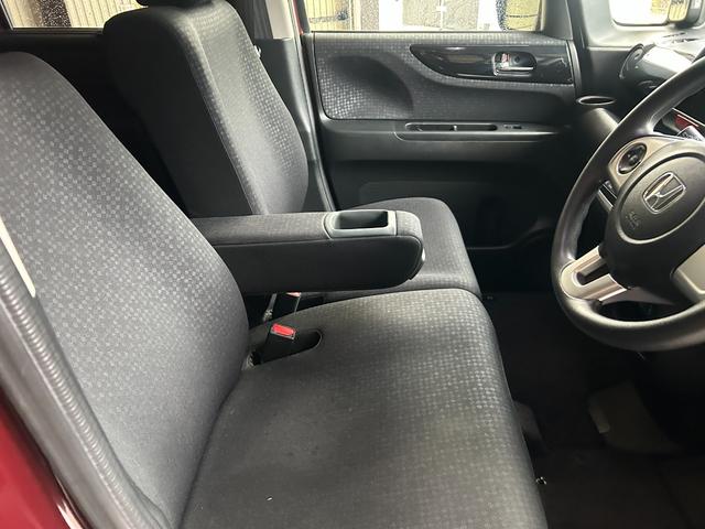 Ｎ－ＢＯＸカスタム Ｇ・Ｌパッケージ　４ＷＤ　両側スライド・片側電動　オートライト　ＨＩＤ　ＥＴＣ　スマートキー　ステアリングスイッチ　オートライト　シートヒーター　オートエアコン　ベンチシート　盗難防止システム　ＡＢＳ　ＥＳＣ（25枚目）