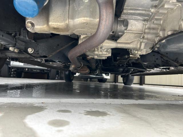 Ｎ－ＢＯＸカスタム Ｇ・Ｌパッケージ　４ＷＤ　両側スライド・片側電動　オートライト　ＨＩＤ　ＥＴＣ　スマートキー　ステアリングスイッチ　オートライト　シートヒーター　オートエアコン　ベンチシート　盗難防止システム　ＡＢＳ　ＥＳＣ（39枚目）