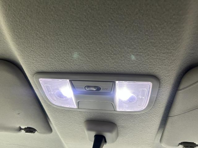 Ｎ－ＢＯＸカスタム Ｇ・Ｌパッケージ　４ＷＤ　両側スライド・片側電動　オートライト　ＨＩＤ　ＥＴＣ　スマートキー　ステアリングスイッチ　オートライト　シートヒーター　オートエアコン　ベンチシート　盗難防止システム　ＡＢＳ　ＥＳＣ（40枚目）