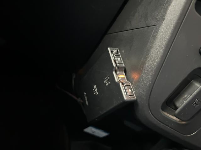 ハイゼットカーゴ DX 禁煙車 切替4WD キーレス オートマ パワーウィンドウ ルーフキャリア ETC 両側スライドドア アイドリングストップ エアコン 運転席エアバッグ 助手席エアバッグ(7枚目)