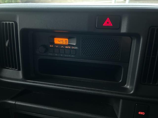 ピクシスバン スペシャル SAIII 切替4WD スマートアシストIII オートマ 衝突被害軽減システム クリアランスソナー ドライブレコーダー前のみ 両側スライドドア アイドリングストップ オートマチックハイビーム 運転席エアバッグ(7枚目)