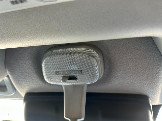 エブリイ ＰＡ　４ＷＤ　両側スライドドア　クリアランスソナー　レーンアシスト　衝突被害軽減システム　オートライト　ＡＴ　ＡＢＳ　ＥＳＣ　衝突安全ボディ　エアコン　パワーステアリング（35枚目）