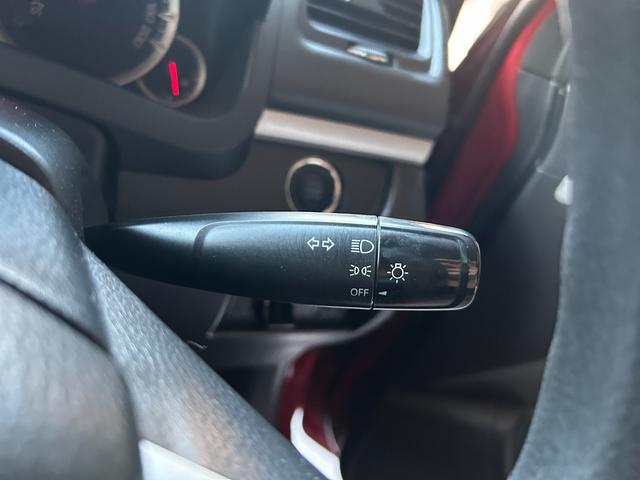 スイフト XG 4WD ナビ・フルセグテレビ・CD・DVD ETC スマートキー プッシュスタート シートヒーター 電動格納ミラー 盗難防止システム 衝突安全ボディ ABS CD USB エアコン アルミホイール(10枚目)