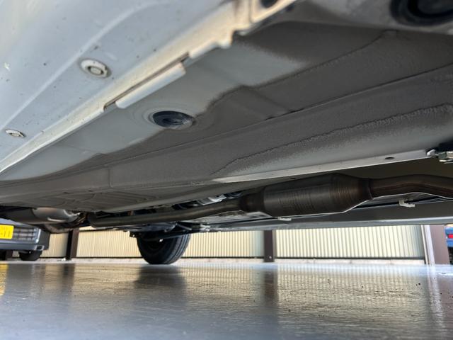 アルト F 禁煙車 4WD クリアランスソナー キーレスエントリー アイドリングストップ シートヒーター オートマ 盗難防止システム ABS ESC CD ミュージックプレイヤー接続可 衝突安全ボディ エアコン(31枚目)