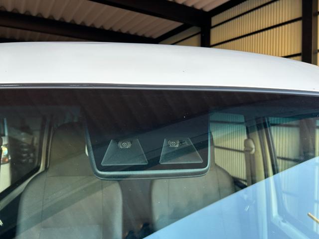 ハイゼットカーゴ スペシャルＳＡＩＩＩ　禁煙車　切替４ＷＤ　４速オートマ　スマートアシストＩＩＩ　クリアランスソナー　両側スライドドア　アイドリングストップ　オートマチックハイビーム　純正ラジオ　エアコン　運転席エアバッグ　助手席エアバッグ（28枚目）