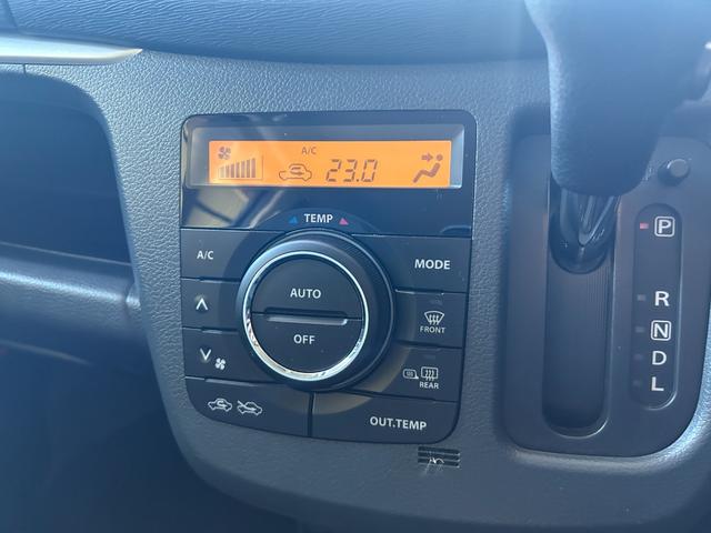 ワゴンＲスティングレー Ｘ　禁煙車　４ＷＤ　ナビ　ＴＶ　衝突被害軽減システム　オートライト　ＨＩＤ　スマートキー　アイドリングストップ　電動格納ミラー　シートヒーター　ベンチシート　ＣＶＴ　盗難防止システム　ＡＢＳ　ＣＤ　ＵＳＢ（9枚目）