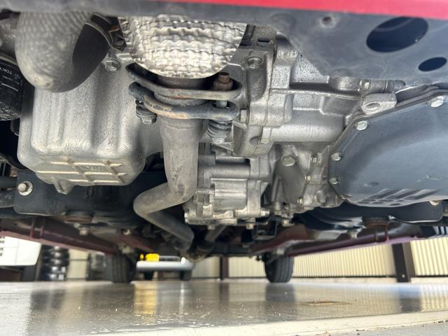 ワゴンＲスティングレー Ｘ　禁煙車　４ＷＤ　ナビ　ＴＶ　衝突被害軽減システム　オートライト　ＨＩＤ　スマートキー　アイドリングストップ　電動格納ミラー　シートヒーター　ベンチシート　ＣＶＴ　盗難防止システム　ＡＢＳ　ＣＤ　ＵＳＢ（28枚目）