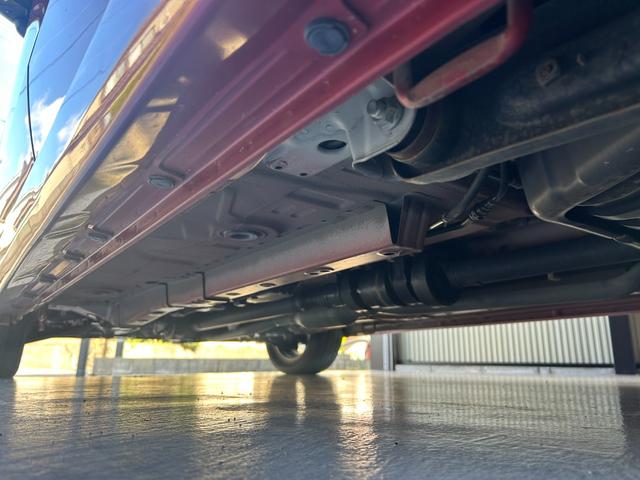 ワゴンＲスティングレー Ｘ　禁煙車　４ＷＤ　ナビ　ＴＶ　衝突被害軽減システム　オートライト　ＨＩＤ　スマートキー　アイドリングストップ　電動格納ミラー　シートヒーター　ベンチシート　ＣＶＴ　盗難防止システム　ＡＢＳ　ＣＤ　ＵＳＢ（30枚目）